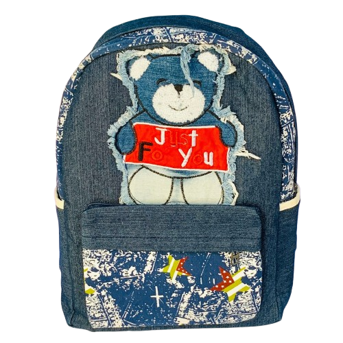 44e5d9a6-c7d6-4235-8d68-6f25ea065a1a__1_-removebg-preview MOCHILA JEAN OSO - Imagen 1